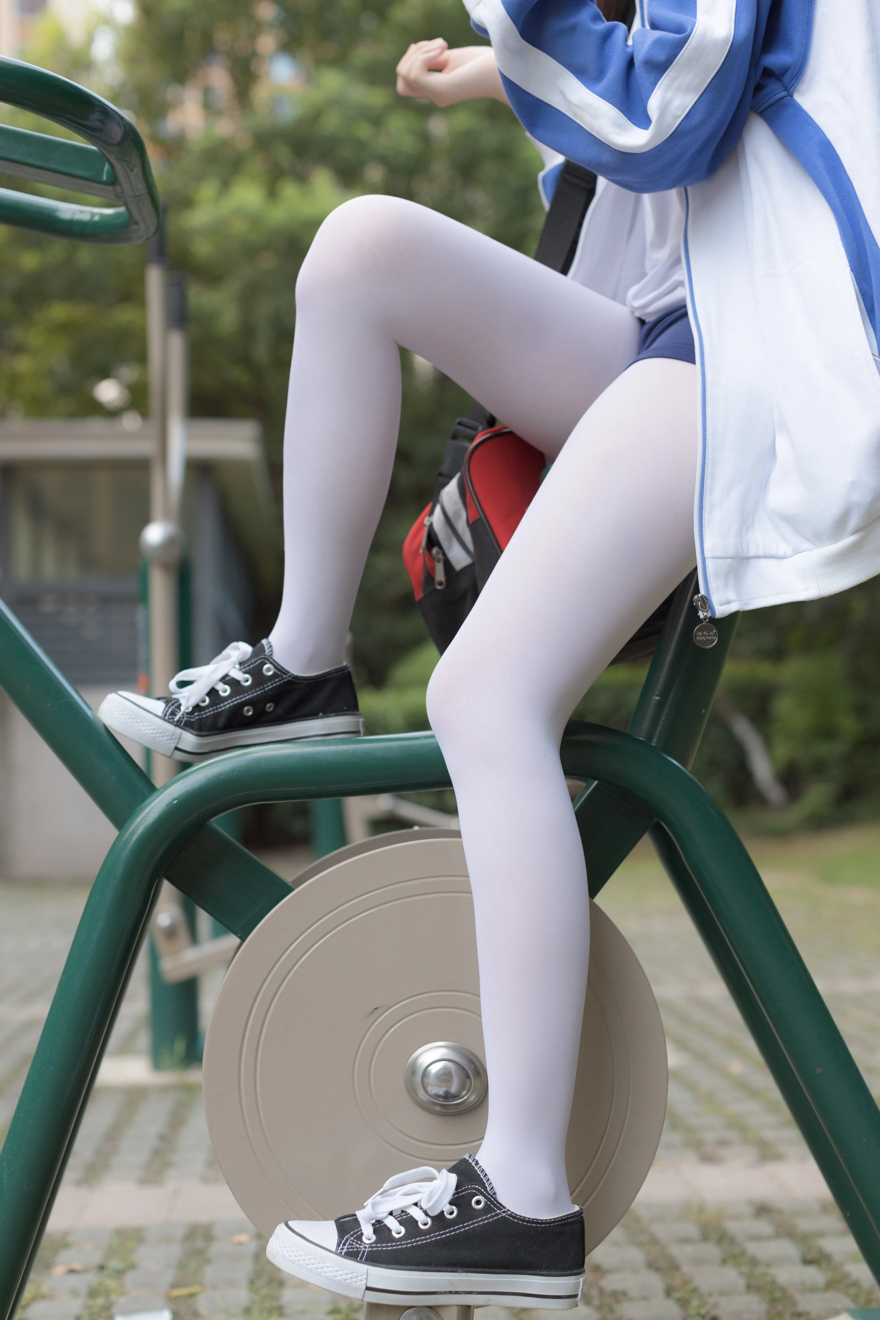 森萝财团 無料005 健身少女 [19P]插图7